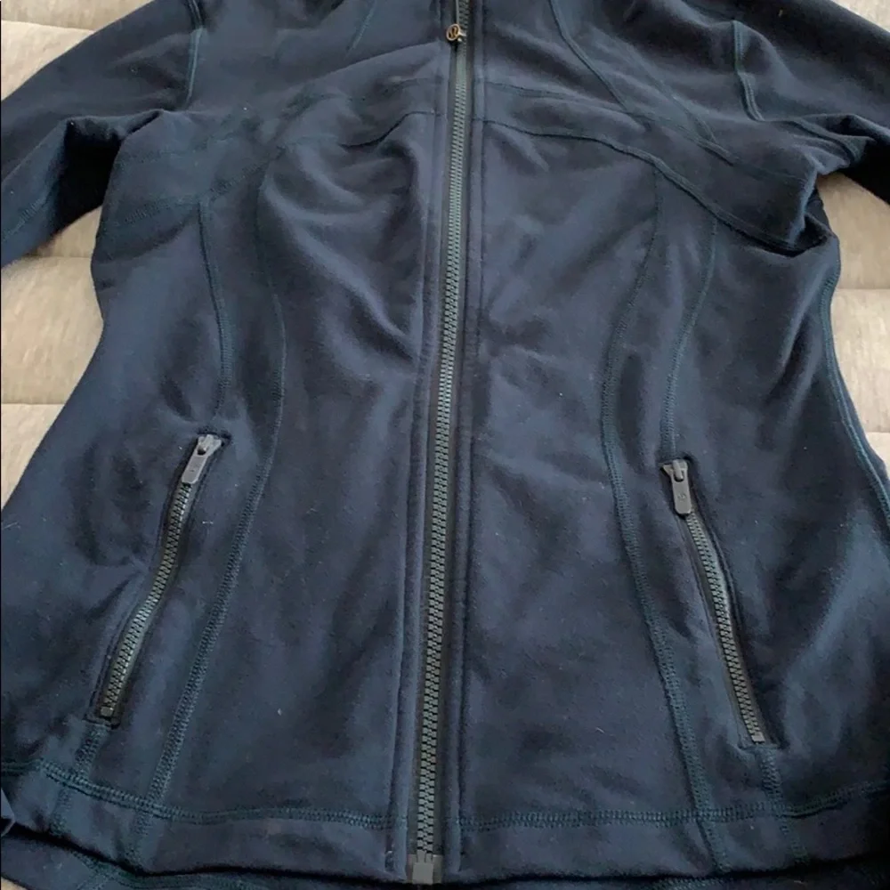 lululemon athletica navy Jacket - Picture 4 of 7